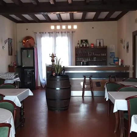L'auberge D'audressein Tatil Evi *